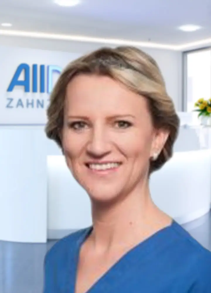 Portrait zahnmedizinische Prophylaxeassistenz Gordana (AllDent München Hauptbahnhof)