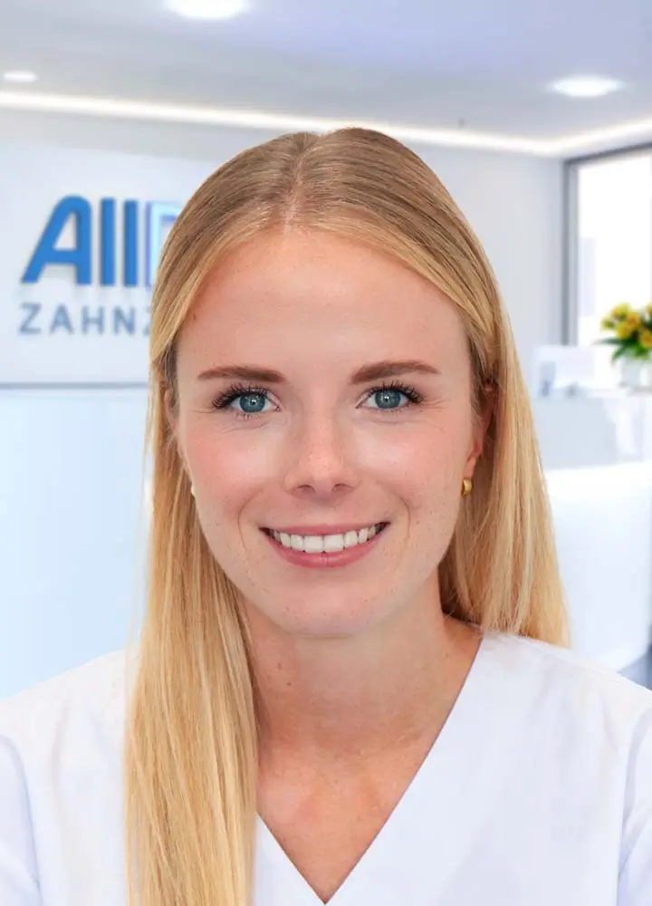 Portrait Zahn&auml;rztin Sarah F&auml;rber (AllDent M&uuml;nchen Hauptbahnhof)