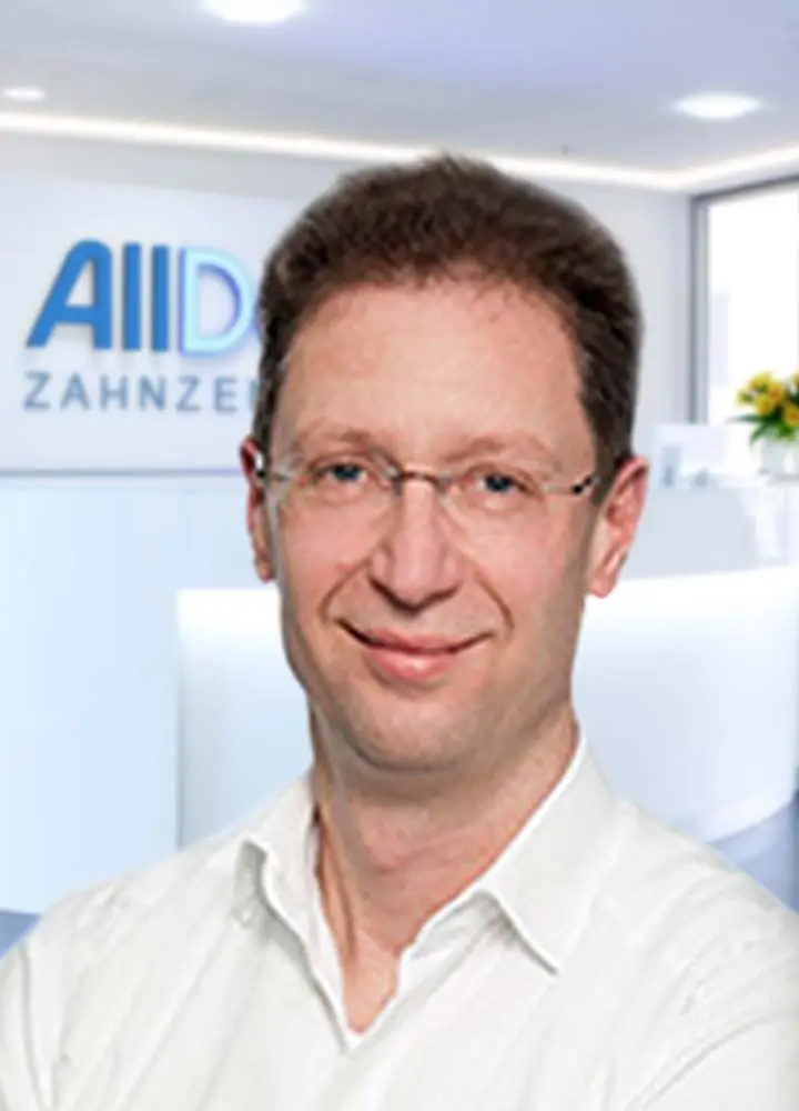 Portrait Zahnarzt Christoph Johannes (AllDent M&uuml;nchen Hauptbahnhof)