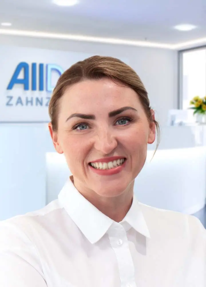 Portrait Zahn&auml;rztin Hanna Langaard (AllDent M&uuml;nchen Hbf.)