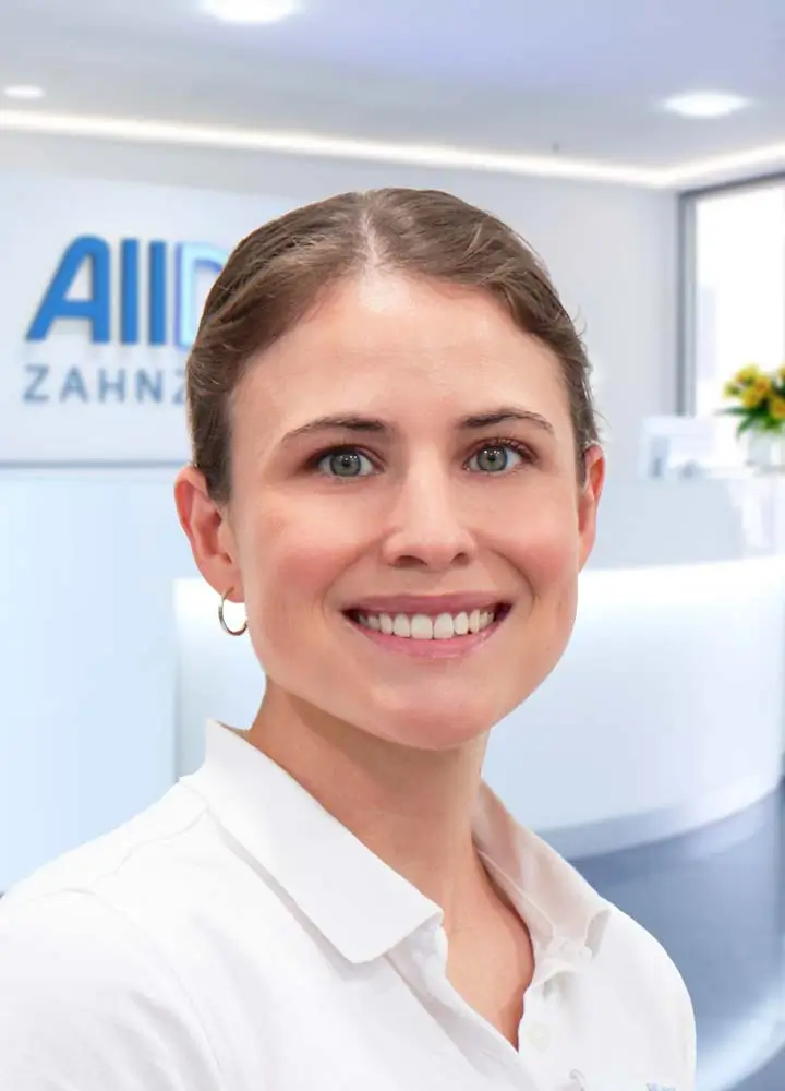 Portrait Zahn&auml;rztin Meike Schmidberger (AllDent M&uuml;nchen Hauptbahnhof)