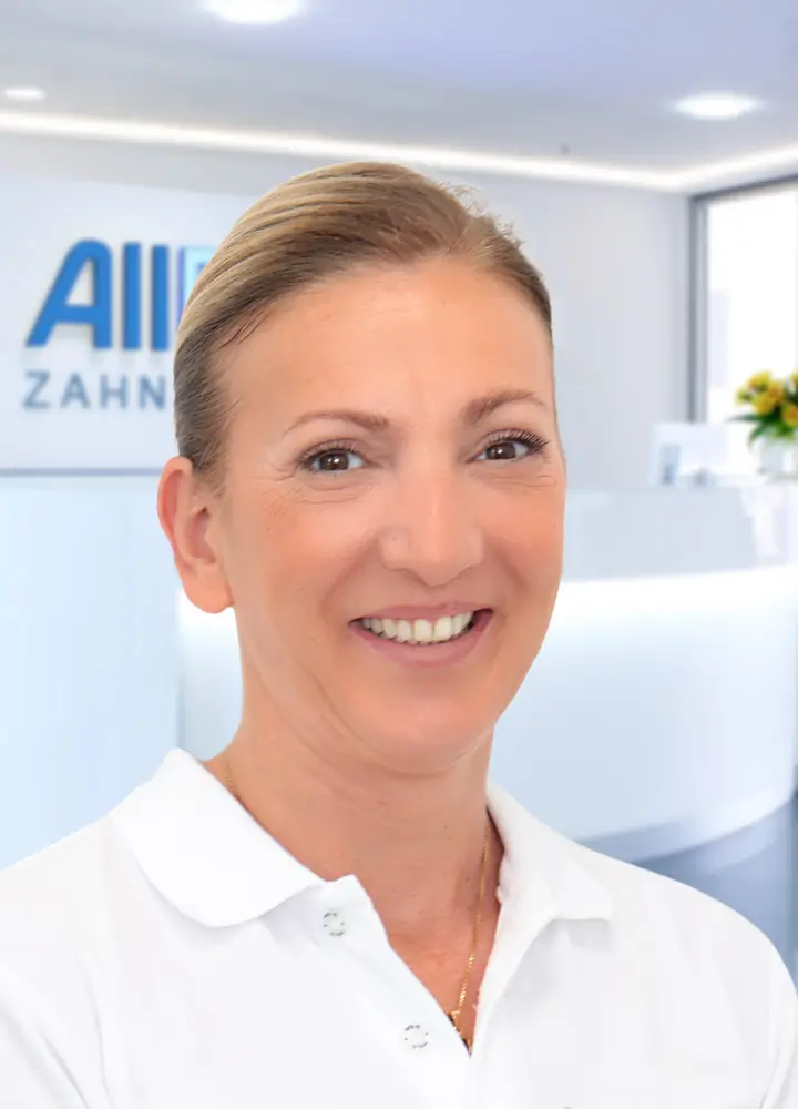 Portrait Zahn&auml;rztin Jadranka Folic (AllDent M&uuml;nchen Pasing)