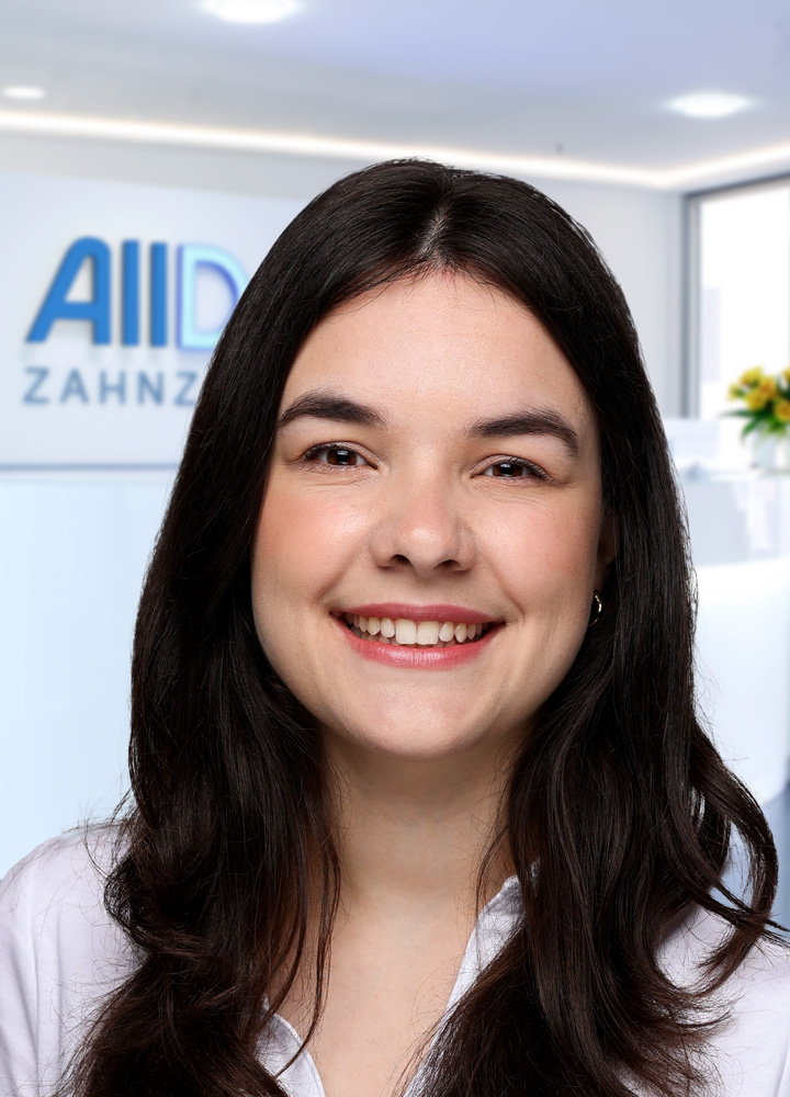 Portrait Zahnärztin A. Trappe (AllDent Berlin)