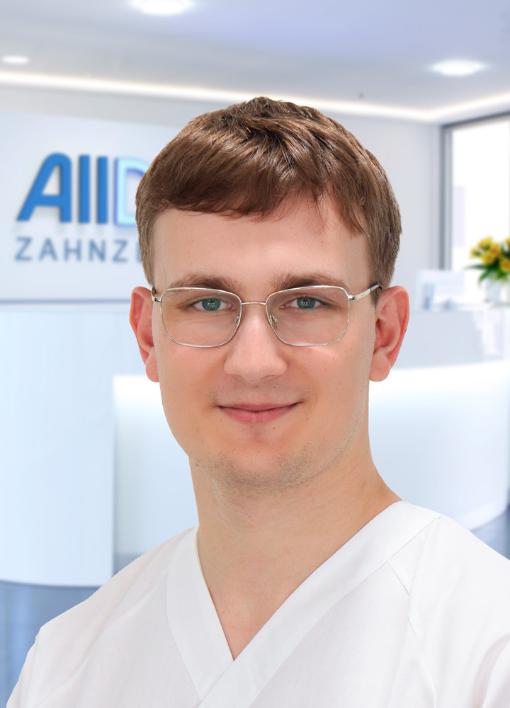 Portrait Zahnarzt Alexander Woronenko (AllDent Nürnberg)