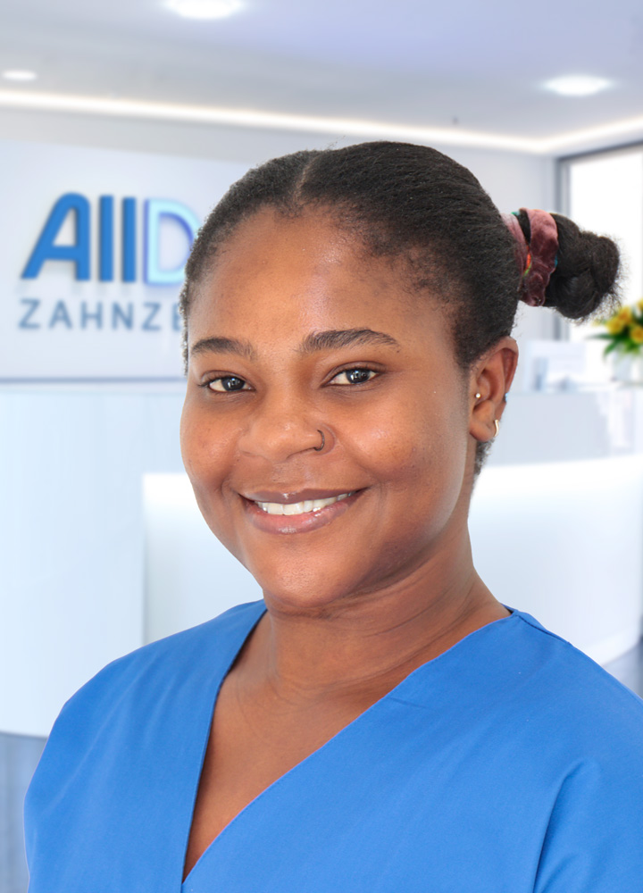 Portrait zahnmedizinische Prophylaxeassistenz Happiness (AllDent München Hauptbahnhof)